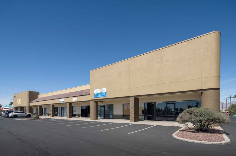 Midpoint — industrial space for lease in Tucson, AZ
